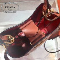 1BA217-3  PRADA普拉達原單新款迷你号水桶包