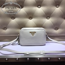 1BH082 PRADA 普拉達新款原版鹿皮紋相机包