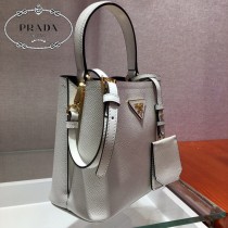 1BA217-1  PRADA普拉達原單新款迷你号水桶包