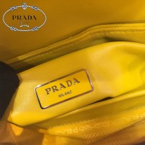 1BD233-3 PRADA普拉達單肩斜背包