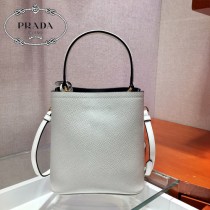 1BA217-1  PRADA普拉達原單新款迷你号水桶包