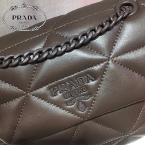 1BD233-2 PRADA普拉達單肩斜背包