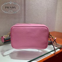 1BH082-1 PRADA 普拉達新款原版鹿皮紋相机包