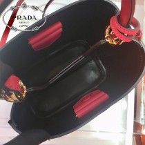 1BA217-2  PRADA普拉達原單新款迷你号水桶包