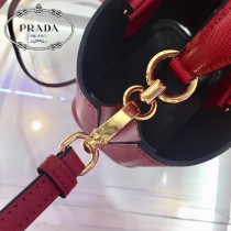 1BA217-2  PRADA普拉達原單新款迷你号水桶包