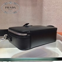 2VH070-1 PRADA普拉達新款相機包