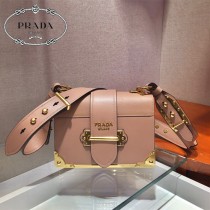 1BD045-10 PRADA普拉達新款原版皮郵差包