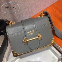1BD045-09 PRADA普拉達新款原版皮郵差包