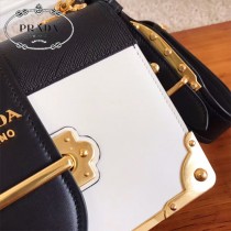 1BD045-03 PRADA普拉達新款原版皮郵差包