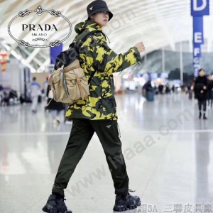2VZ074-1 PRADA普拉達 原版皮新款雙肩背包背包