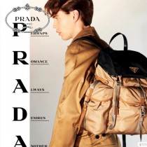 2VZ074-1 PRADA普拉達 原版皮新款雙肩背包背包