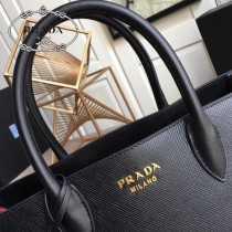 PR153-1 PRADA普拉達原單新款手提斜背包