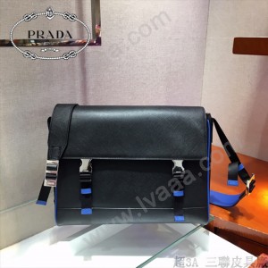 2VD018-1 PRADA普拉達新款原版皮男士郵差包斜挎包