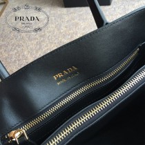 PR153-1 PRADA普拉達原單新款手提斜背包