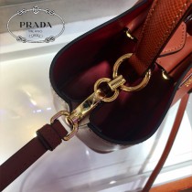1BA212-1  PRADA普拉達原單新款迷你号水桶包