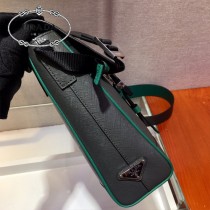 2VD018-2 PRADA普拉達新款原版皮男士郵差包斜挎包