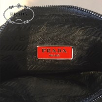 1NE515  PRADA普拉達新款原版皮Hobo包月亮形中古包