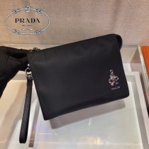 2NE789-1  PRADA 普拉達新款原版皮三角唛手包