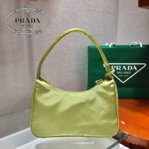 1NE515-9  PRADA普拉達新款原版皮Hobo包月亮形中古包