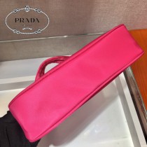 1NE515-8  PRADA普拉達新款原版皮Hobo包月亮形中古包