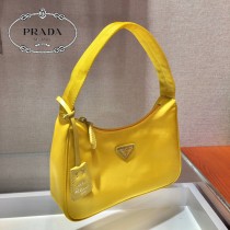 1NE515-7  PRADA普拉達新款原版皮Hobo包月亮形中古包