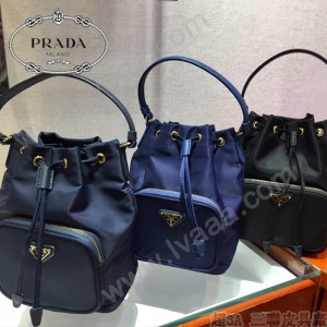 1BH1864-2 小號 PRADA普拉達 經典款水桶包