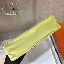 1NE515-9  PRADA普拉達新款原版皮Hobo包月亮形中古包