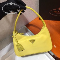 1NE515-2  PRADA普拉達新款原版皮Hobo包月亮形中古包