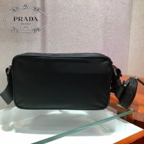 2VH074-2 PRADA普拉達原單新款郵差包