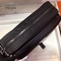 2VH074-2 PRADA普拉達原單新款郵差包
