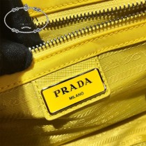 2VD034-2 PRADA 普拉達新款原版皮三合郵差包