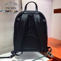 2V066B PRADA 普拉達新款原版皮 機器人雙肩背包