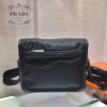 2VD034-1 PRADA 普拉達新款原版皮三合郵差包