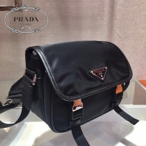2VD034 PRADA 普拉達新款原版皮三合郵差包