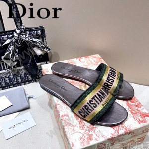 Dior-03  代購頂級春夏膠囊系列立體刺繡度假平底字母拖