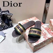 Dior-03  代購頂級春夏膠囊系列立體刺繡度假平底字母拖