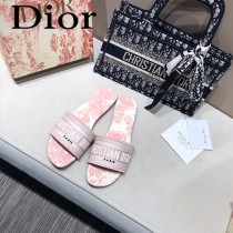 Dior-15  代購頂級春夏膠囊系列立體刺繡度假平底字母拖