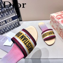 Dior-01  代購頂級春夏膠囊系列立體刺繡度假平底字母拖