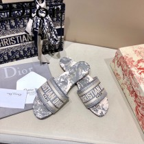 Dior-14  代購頂級春夏膠囊系列立體刺繡度假平底字母拖