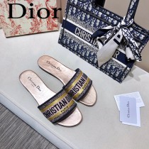Dior-02  代購頂級春夏膠囊系列立體刺繡度假平底字母拖