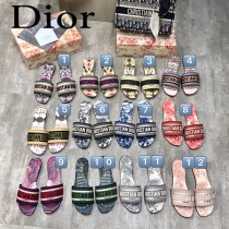 Dior-07  代購頂級春夏膠囊系列立體刺繡度假平底字母拖