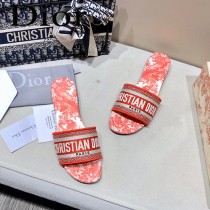 Dior-12  代購頂級春夏膠囊系列立體刺繡度假平底字母拖