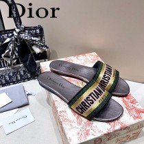 Dior-03  代購頂級春夏膠囊系列立體刺繡度假平底字母拖