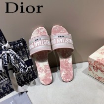 Dior-15  代購頂級春夏膠囊系列立體刺繡度假平底字母拖