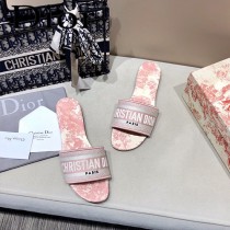 Dior-15  代購頂級春夏膠囊系列立體刺繡度假平底字母拖
