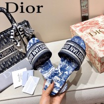 Dior-10  代購頂級春夏膠囊系列立體刺繡度假平底字母拖