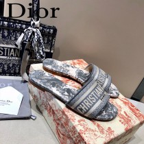 Dior-14  代購頂級春夏膠囊系列立體刺繡度假平底字母拖