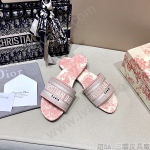 Dior-15  代購頂級春夏膠囊系列立體刺繡度假平底字母拖