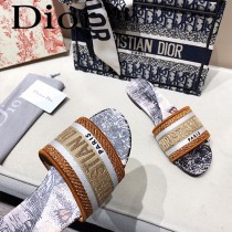 Dior-07  代購頂級春夏膠囊系列立體刺繡度假平底字母拖