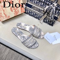 Dior-14  代購頂級春夏膠囊系列立體刺繡度假平底字母拖